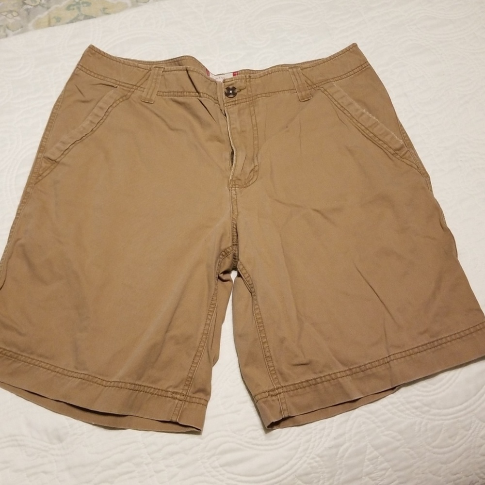 Mossimo khaki shorts